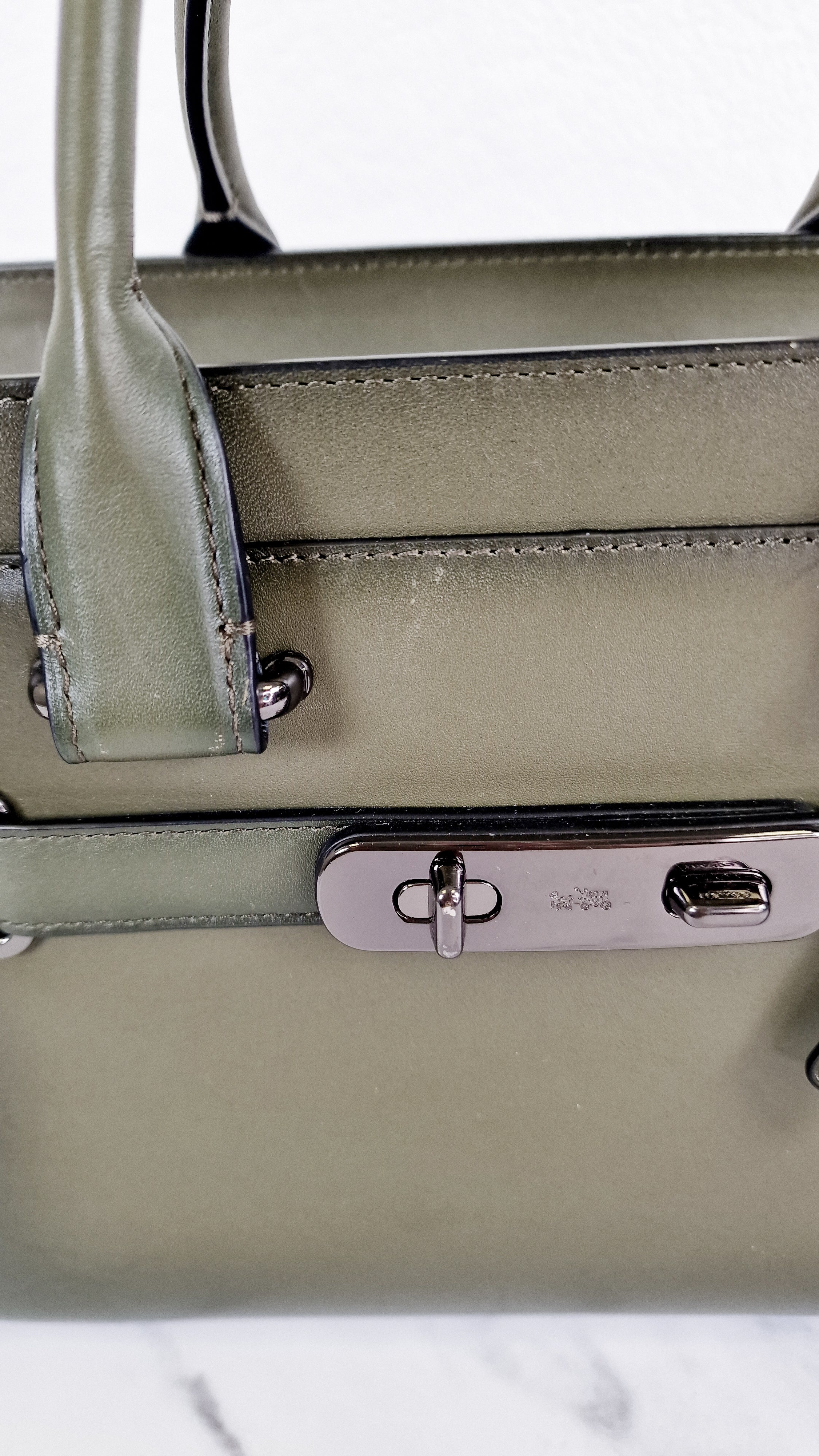 Coach Swagger 27 in Dark Green Burnished Leather - Handbag Shoulder Bag - Coach 38372 - Image 3