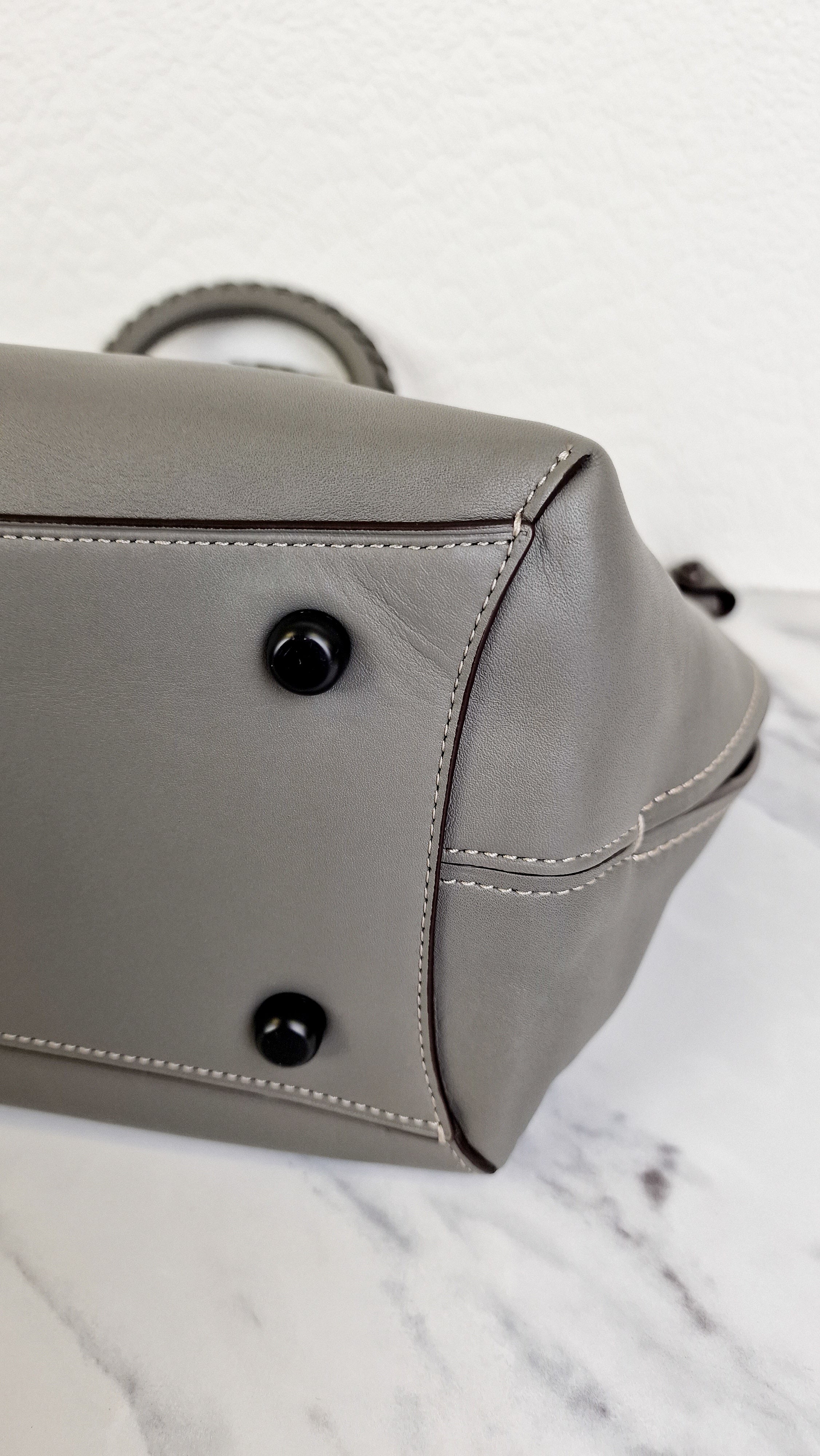 Coach 1941 Dakotah Satchel in Grey Smooth Leather With Whipstitch Handle - Handbag Crossbody Bag - Coach 59983 - Image 13
