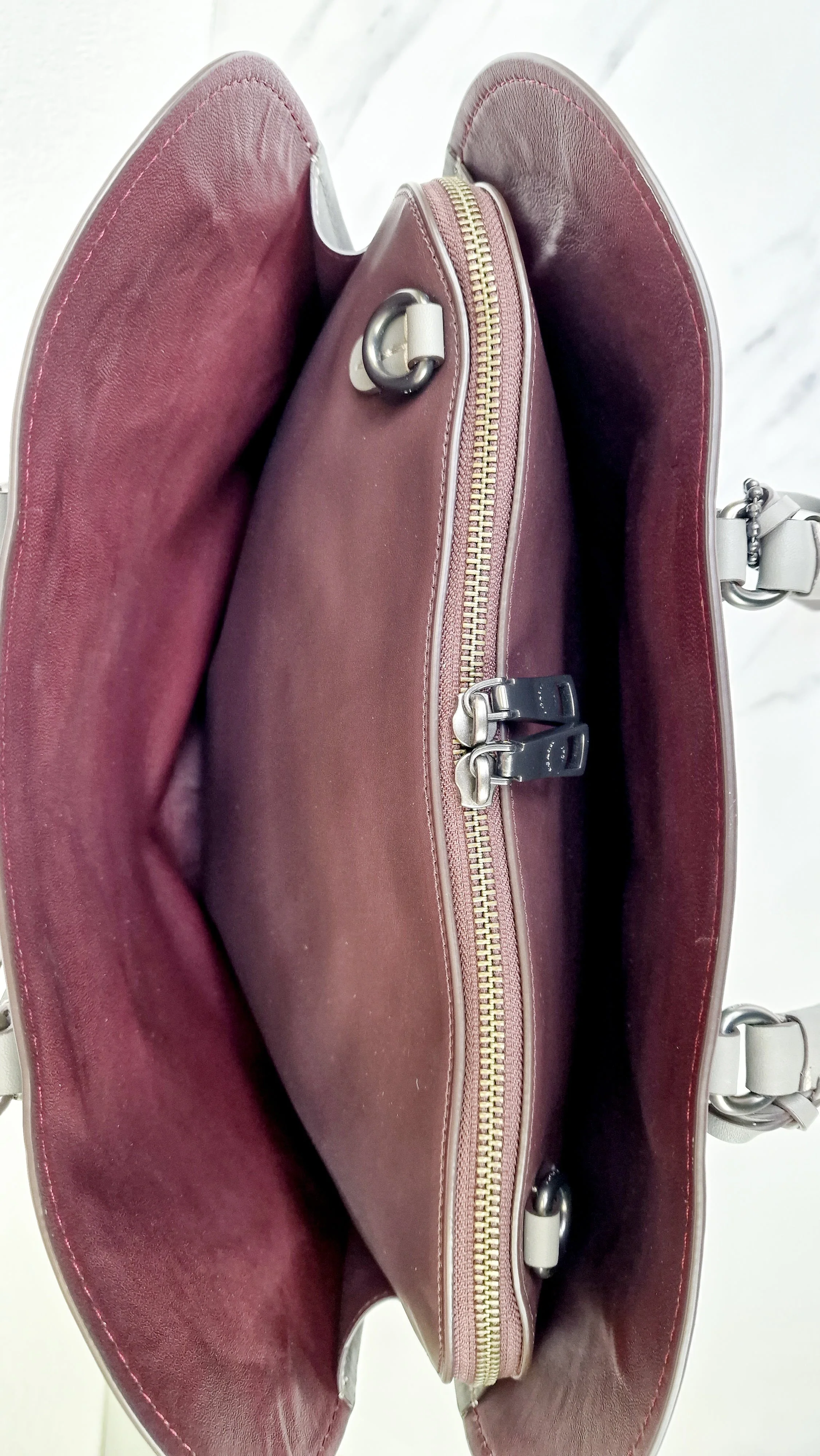 Coach 1941 Dakotah Satchel in Grey Smooth Leather With Whipstitch Handle - Handbag Crossbody Bag - Coach 59983 - Image 6