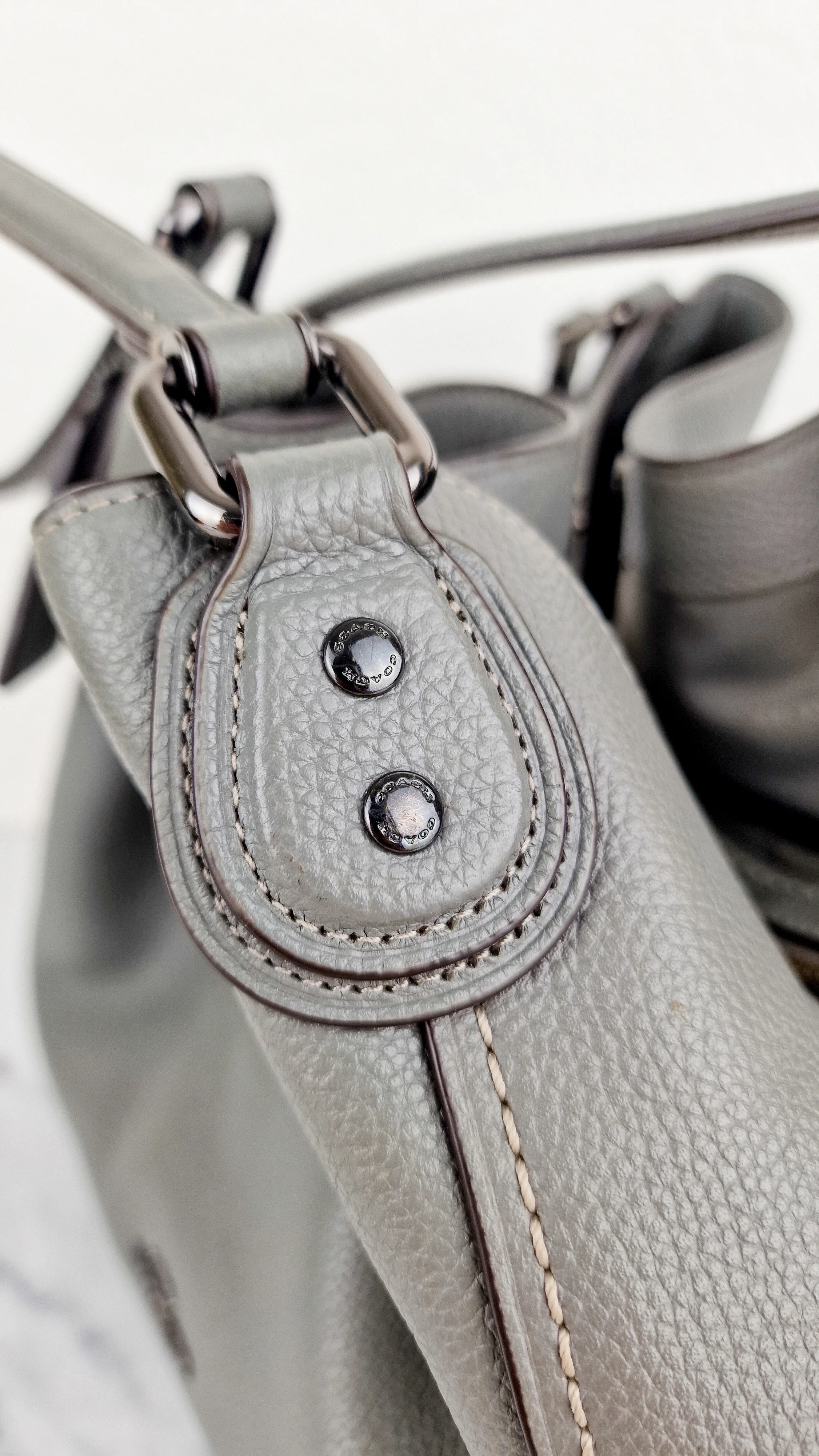 Coach Edie 31 Shoulder Bag in Grey Pebble Leather - Handbag Coach 57125 - Image 4