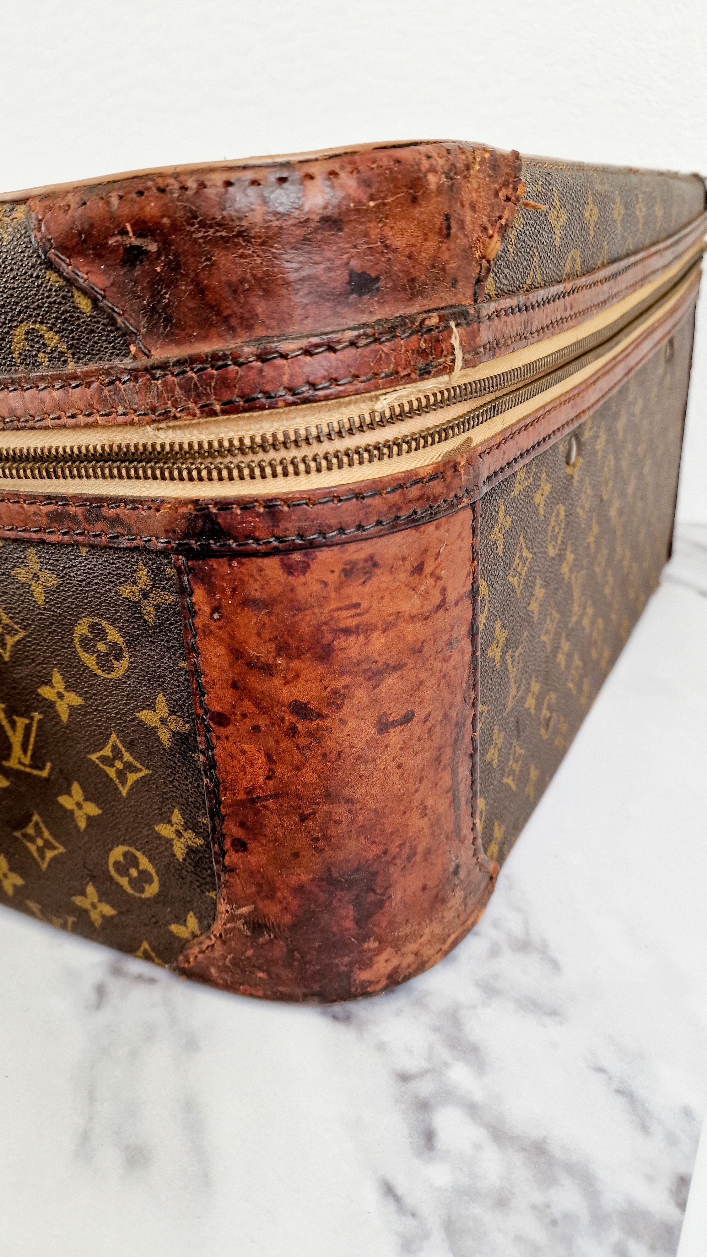 Louis Vuitton Monogram Suitcases Vintage Luggage Set CELEBRITY OWNED Travel Set - Image 12