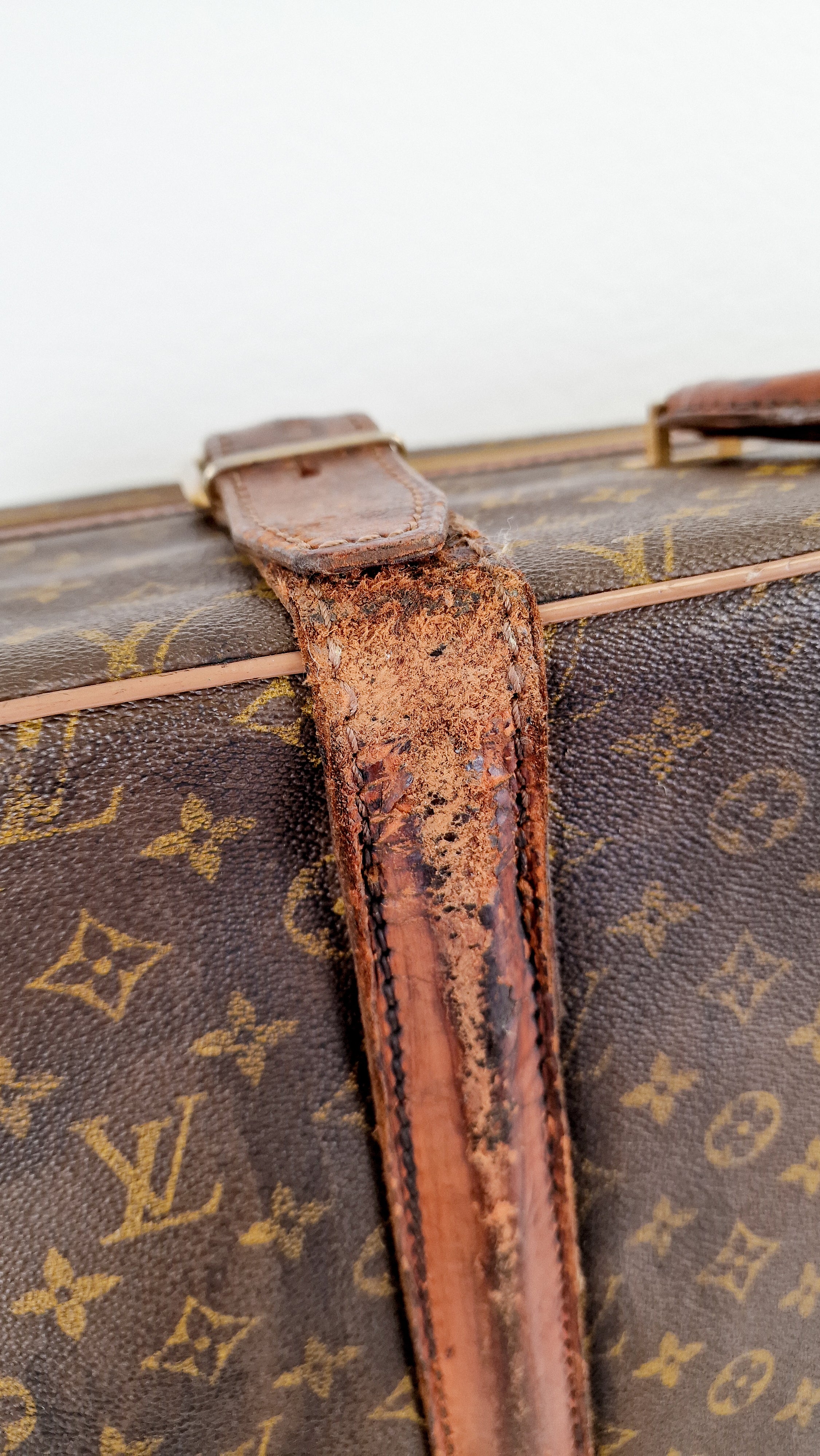 Louis Vuitton Monogram Suitcases Vintage Luggage Set CELEBRITY OWNED Travel Set - Image 17