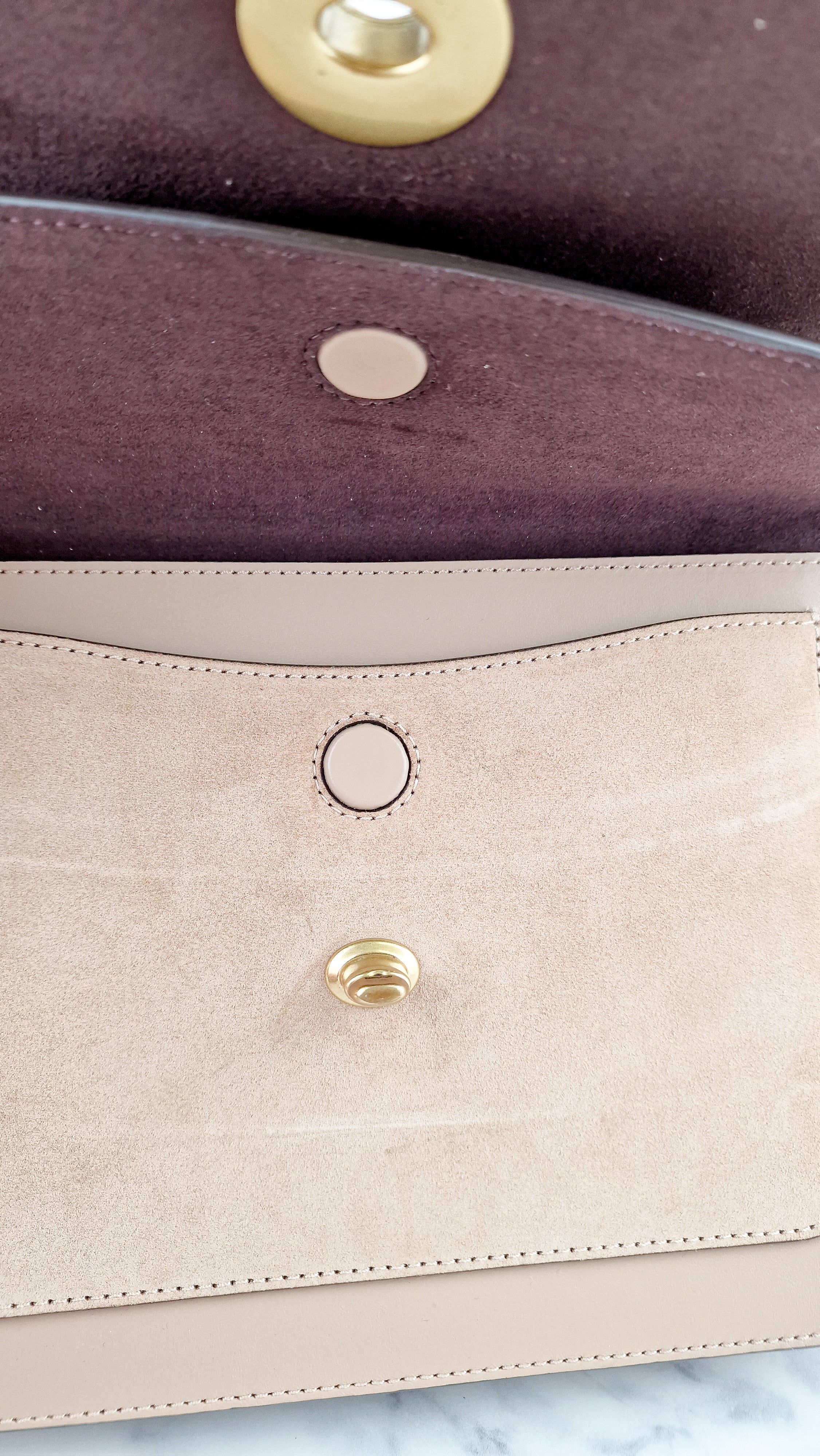 RARE Coach Madison Sample Bag in Tan Leather & Suede with Rivets & Snakeskin Tea Rose Turnlock - Shoulder Bag Crossbody - Image 20