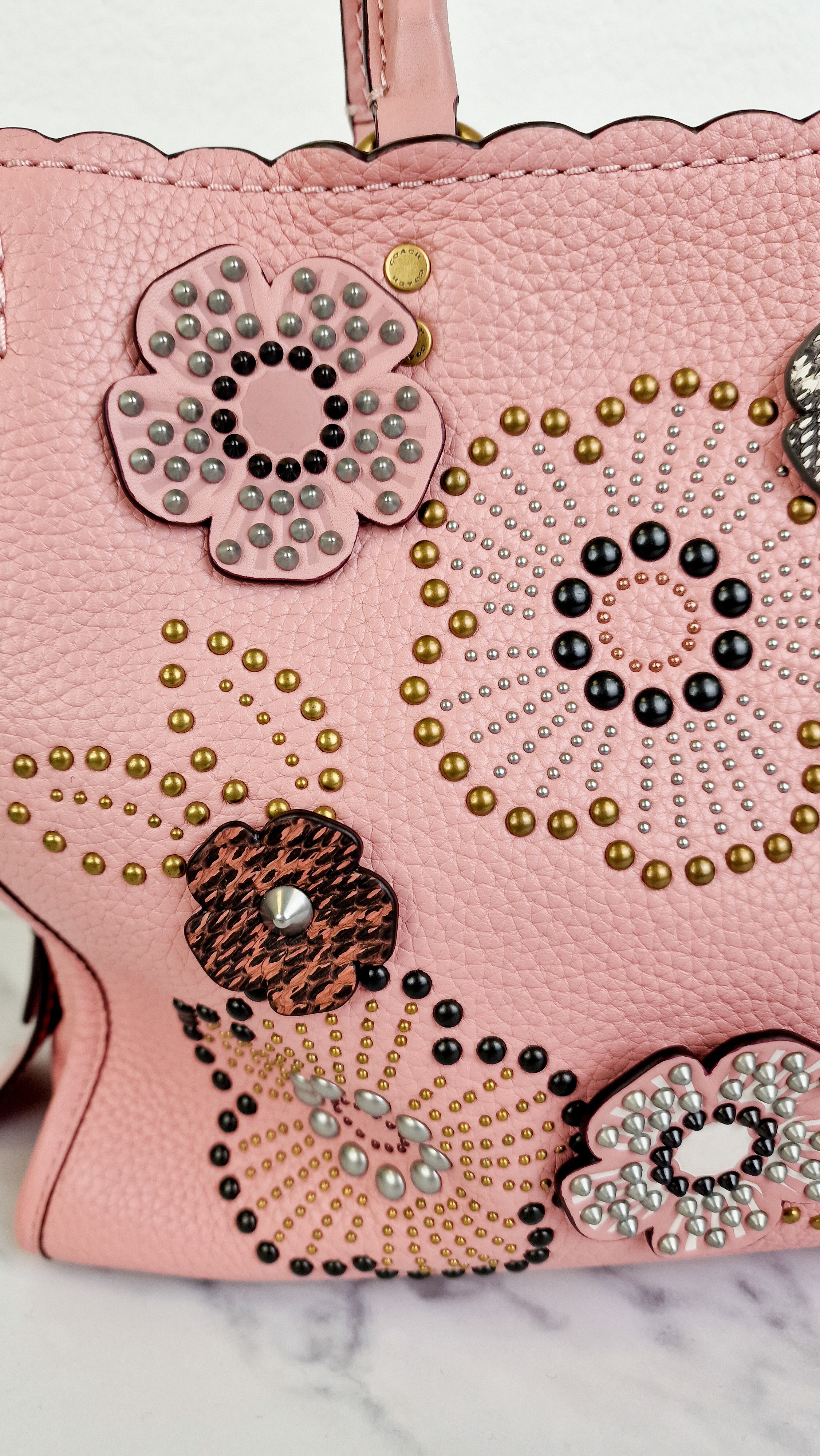 Coach 1941 Rogue 31 in Peony Pink With Snakeskin Tea Roses & Rivets - Handbag With Flowers - Coach 26890 - Image 13