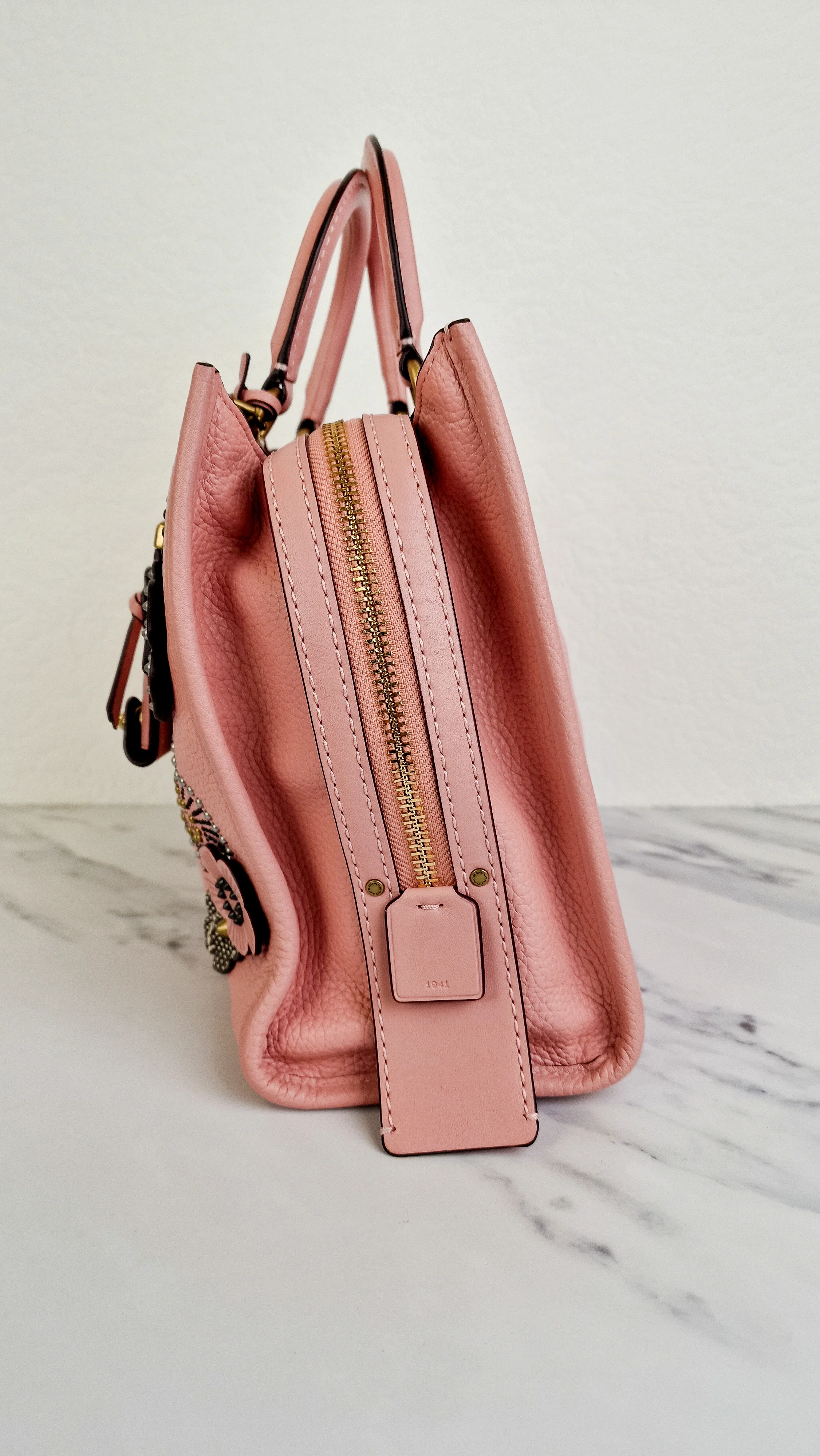 Coach 1941 Rogue 31 in Peony Pink With Snakeskin Tea Roses & Rivets - Handbag With Flowers - Coach 26890 - Image 4