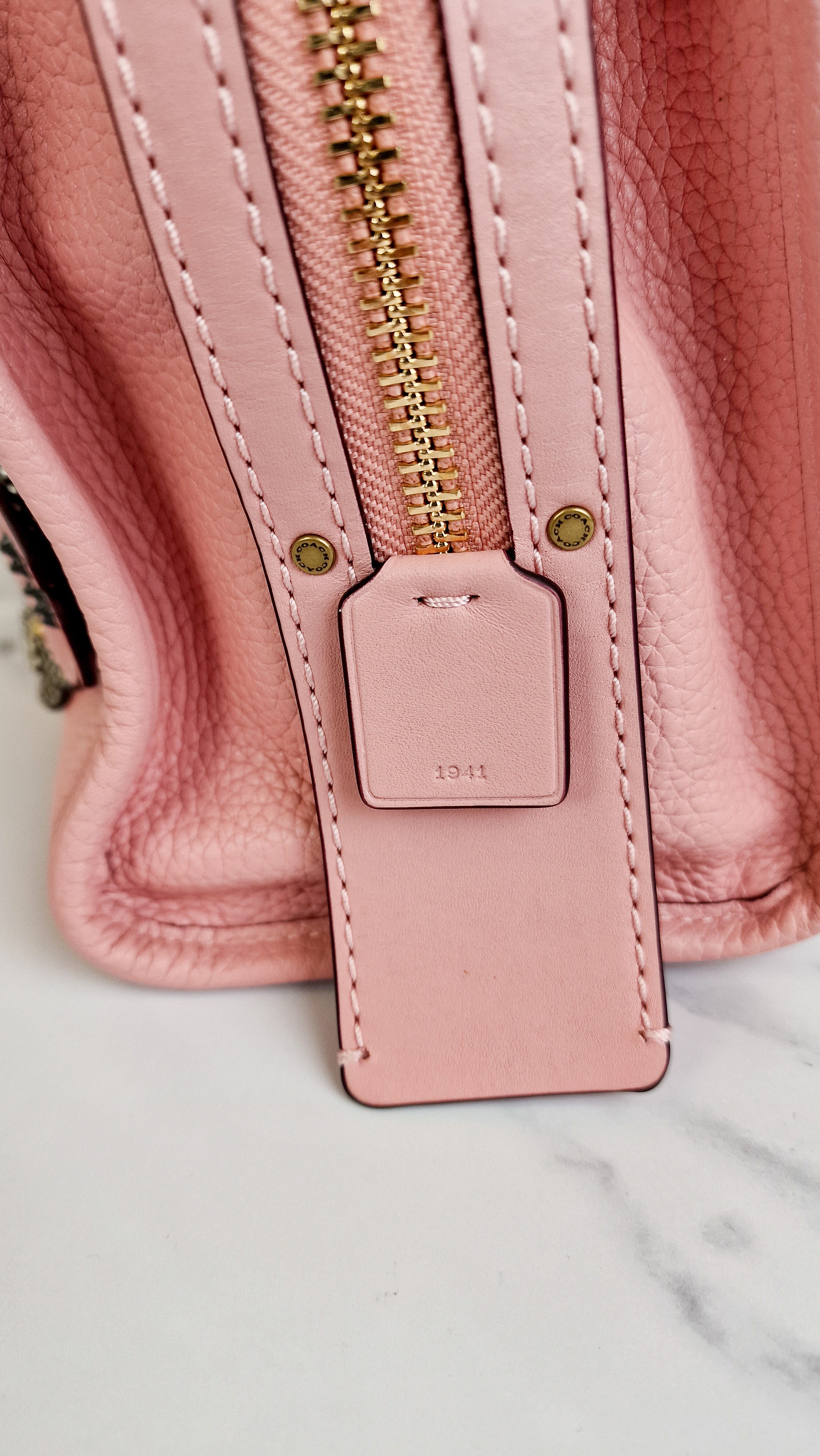 Coach 1941 Rogue 31 in Peony Pink With Snakeskin Tea Roses & Rivets - Handbag With Flowers - Coach 26890 - Image 5