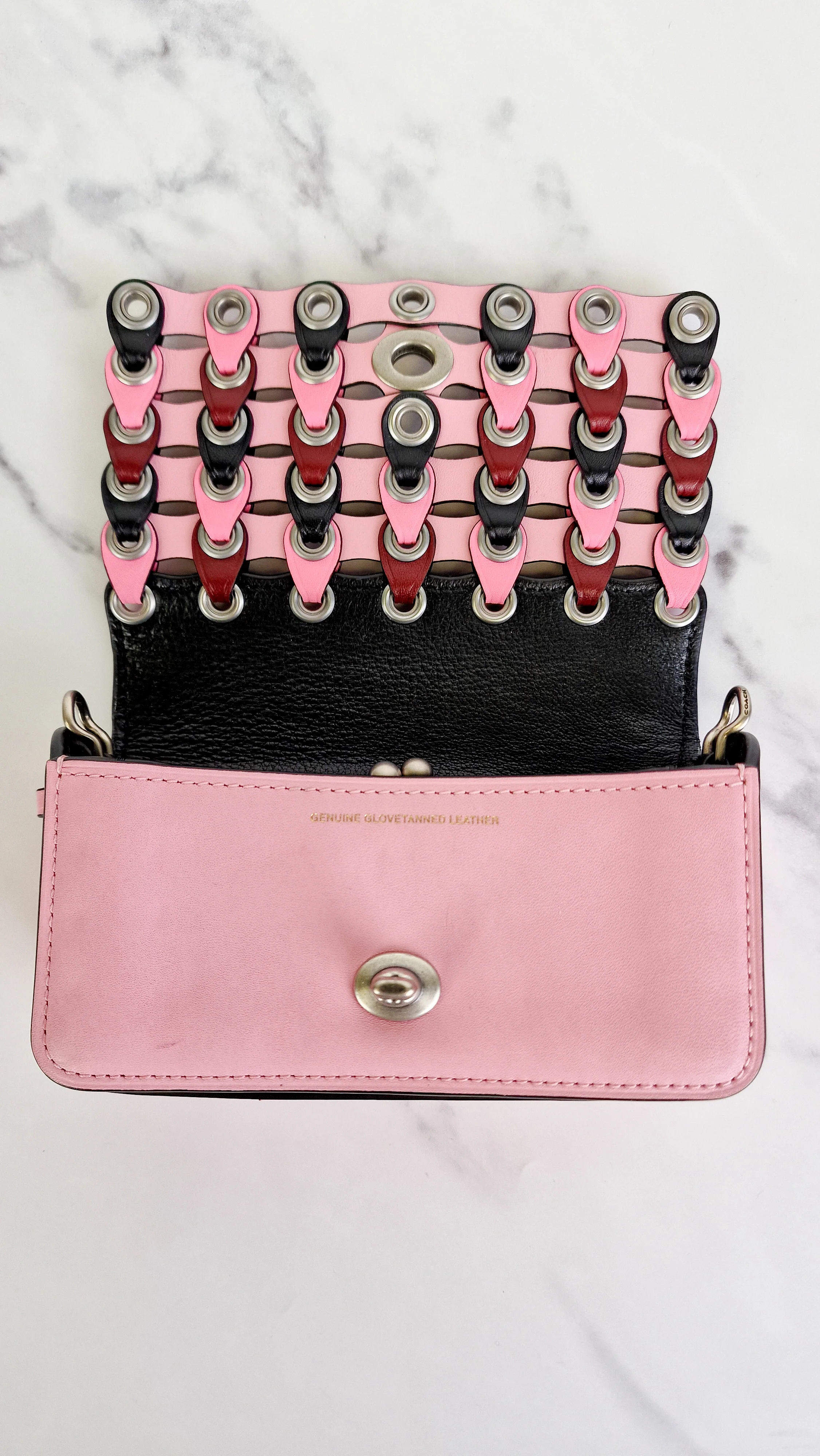 Coach 1941 Dinkier with Links in Petal Pink Smooth Leather - Crossbody Mini Bag - Coach 86832 - Image 3