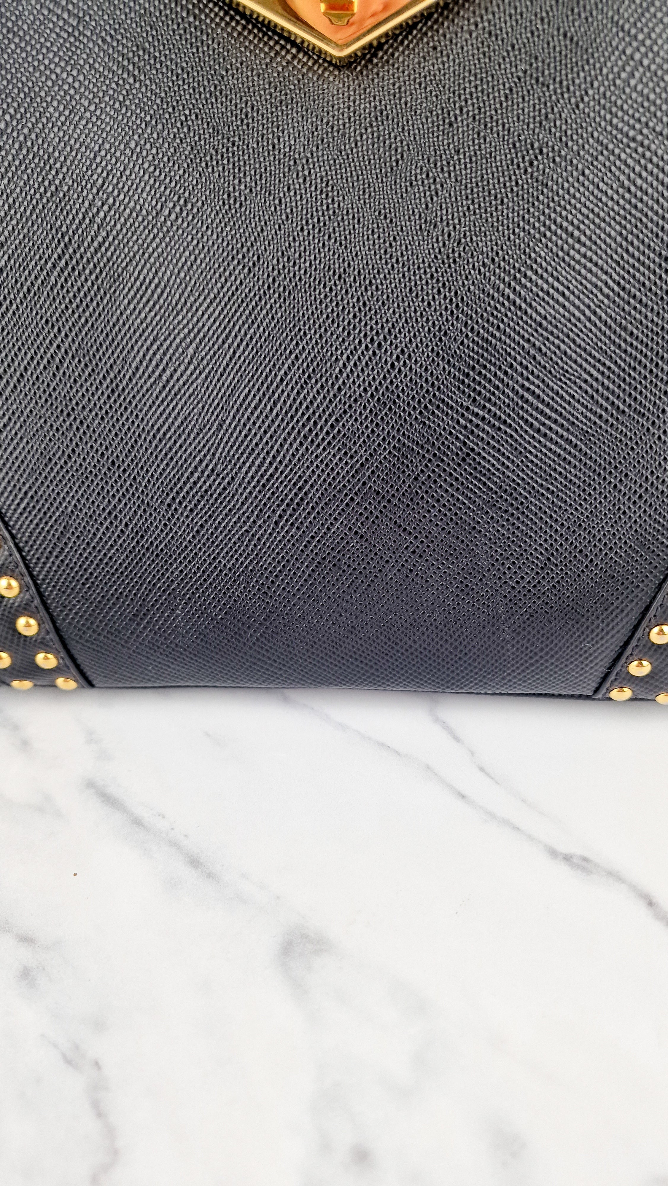 Prada Saffiano Cuir Handbag in Black Leather with Gold Studs - Handbag Prada BN2753 - Image 24
