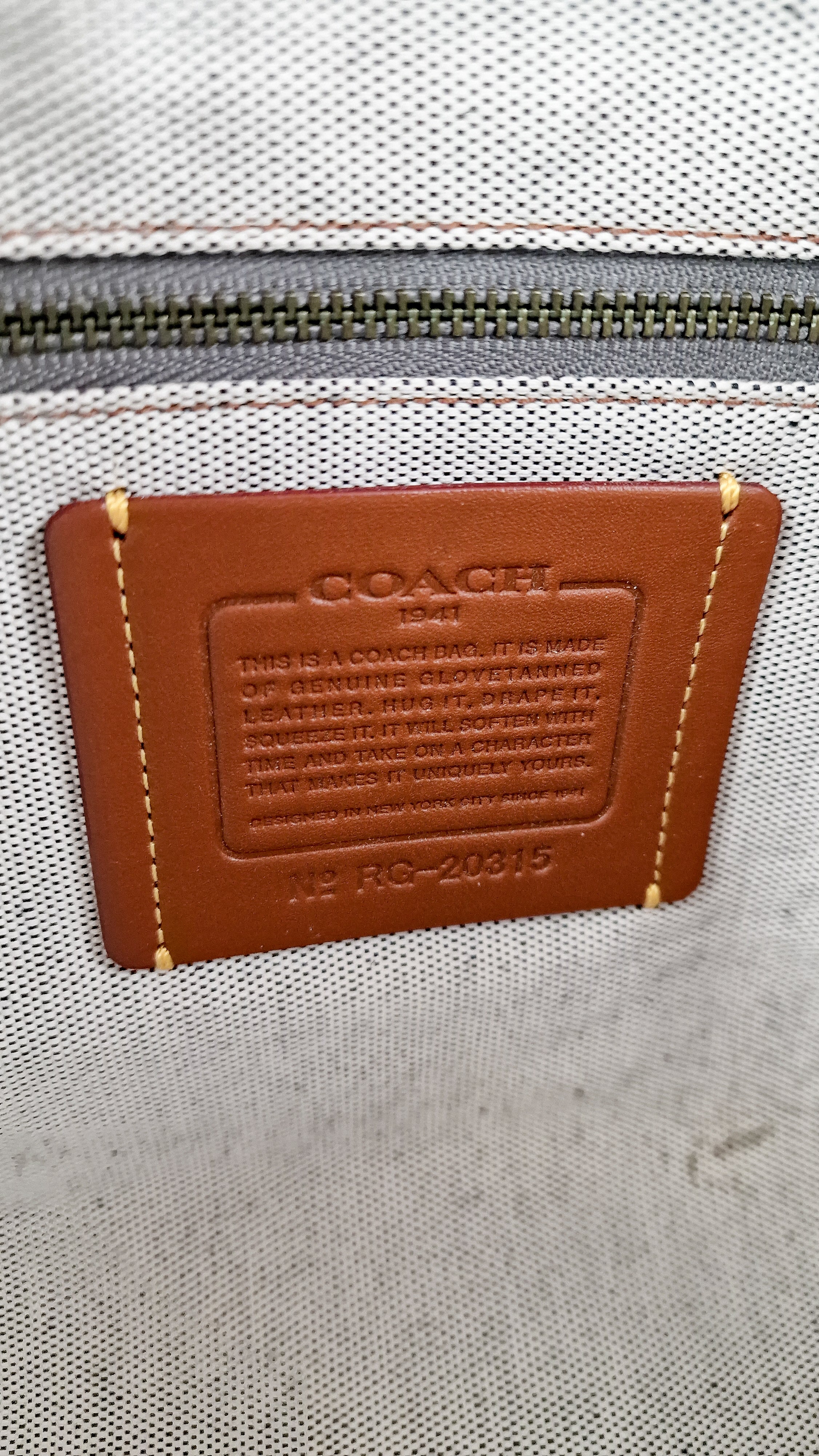 RARE Coach 1941 Rogue 31 in Embellished Patchwork in Mixed Materials Black Leather Suede Colorblock Blue & Red Handbag - Coach 58159 - Image 27