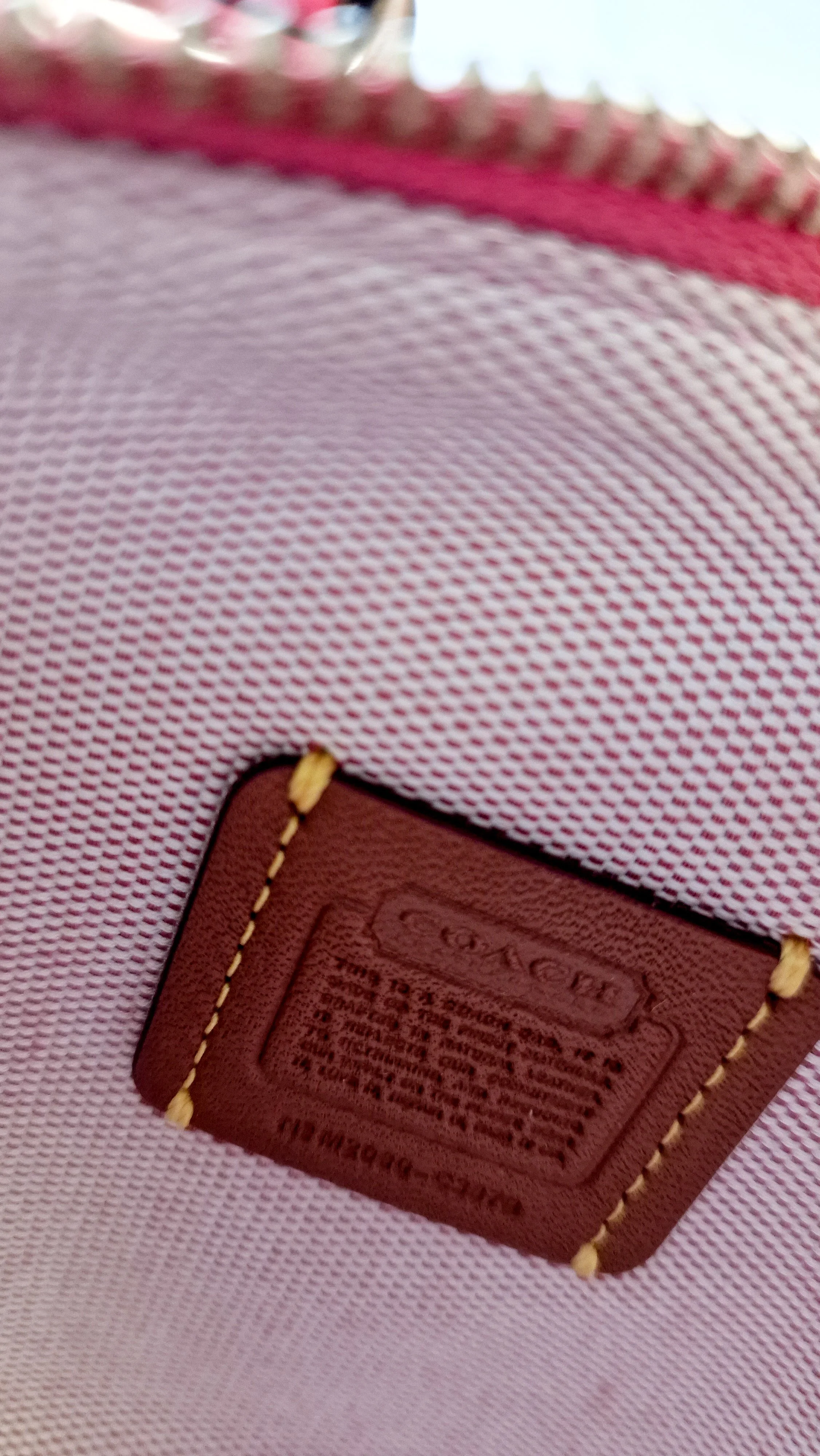Coach 1941 Rogue 17 in Bright Carmine Red Pink Original Natural Leather - Handbag Mini Bag Crossbody Bag - Coach C3870 - Image 15