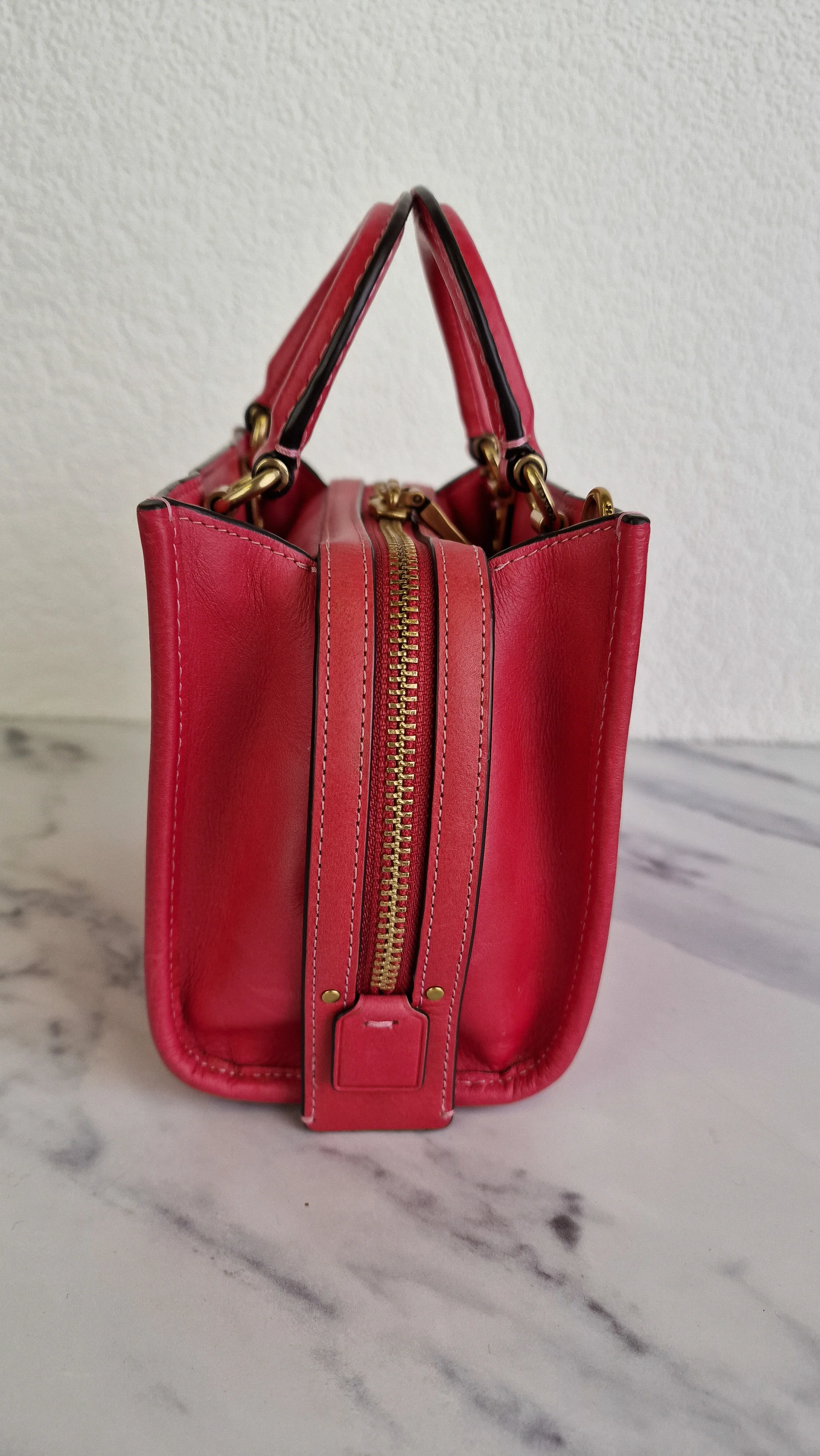 Coach 1941 Rogue 17 in Bright Carmine Red Pink Original Natural Leather - Handbag Mini Bag Crossbody Bag - Coach C3870 - Image 8