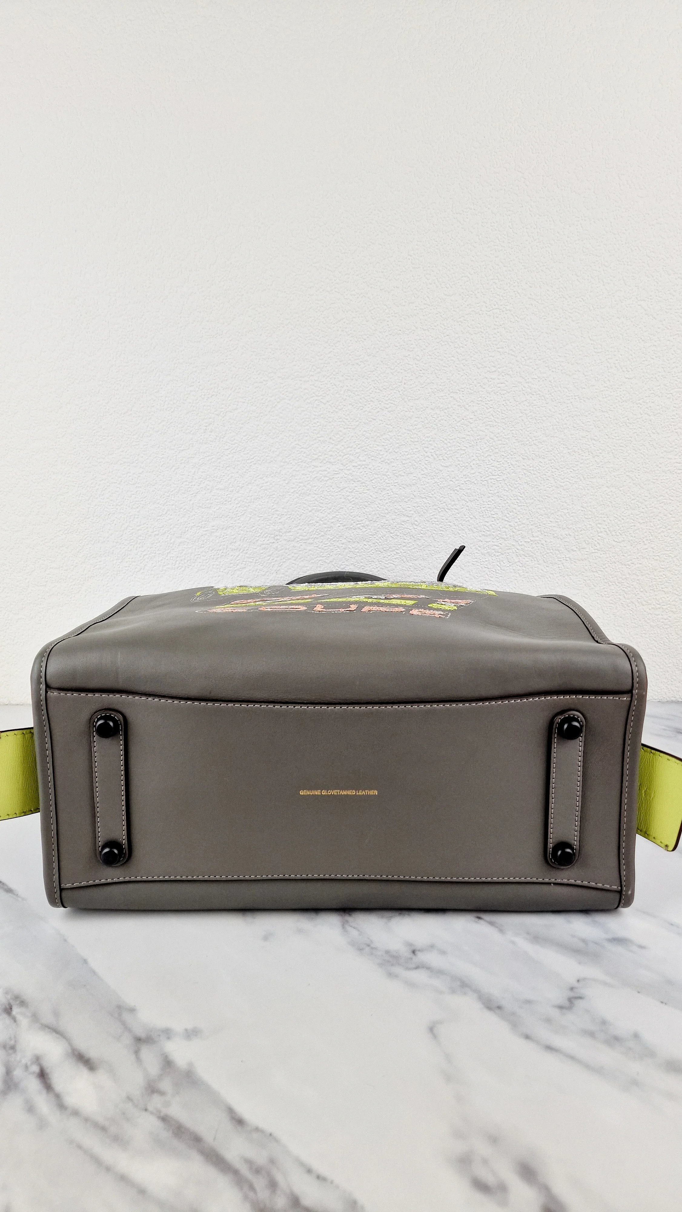 Coach Rogue 36 in Grey Glovetanned Leather with Car Embellishment - Shoulder Bag Handbag - Coach 58150 - Image 10