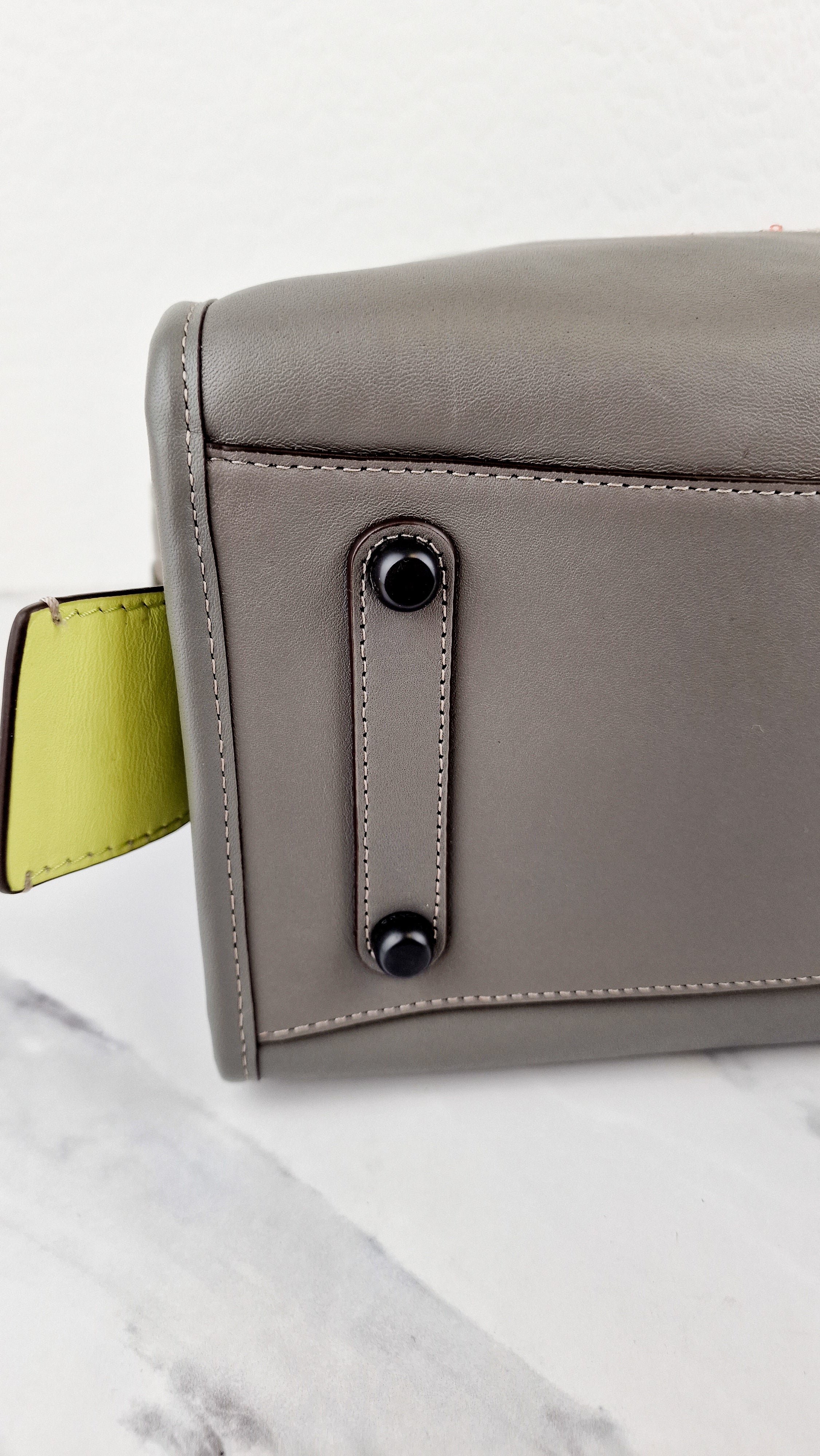 Coach Rogue 36 in Grey Glovetanned Leather with Car Embellishment - Shoulder Bag Handbag - Coach 58150 - Image 12