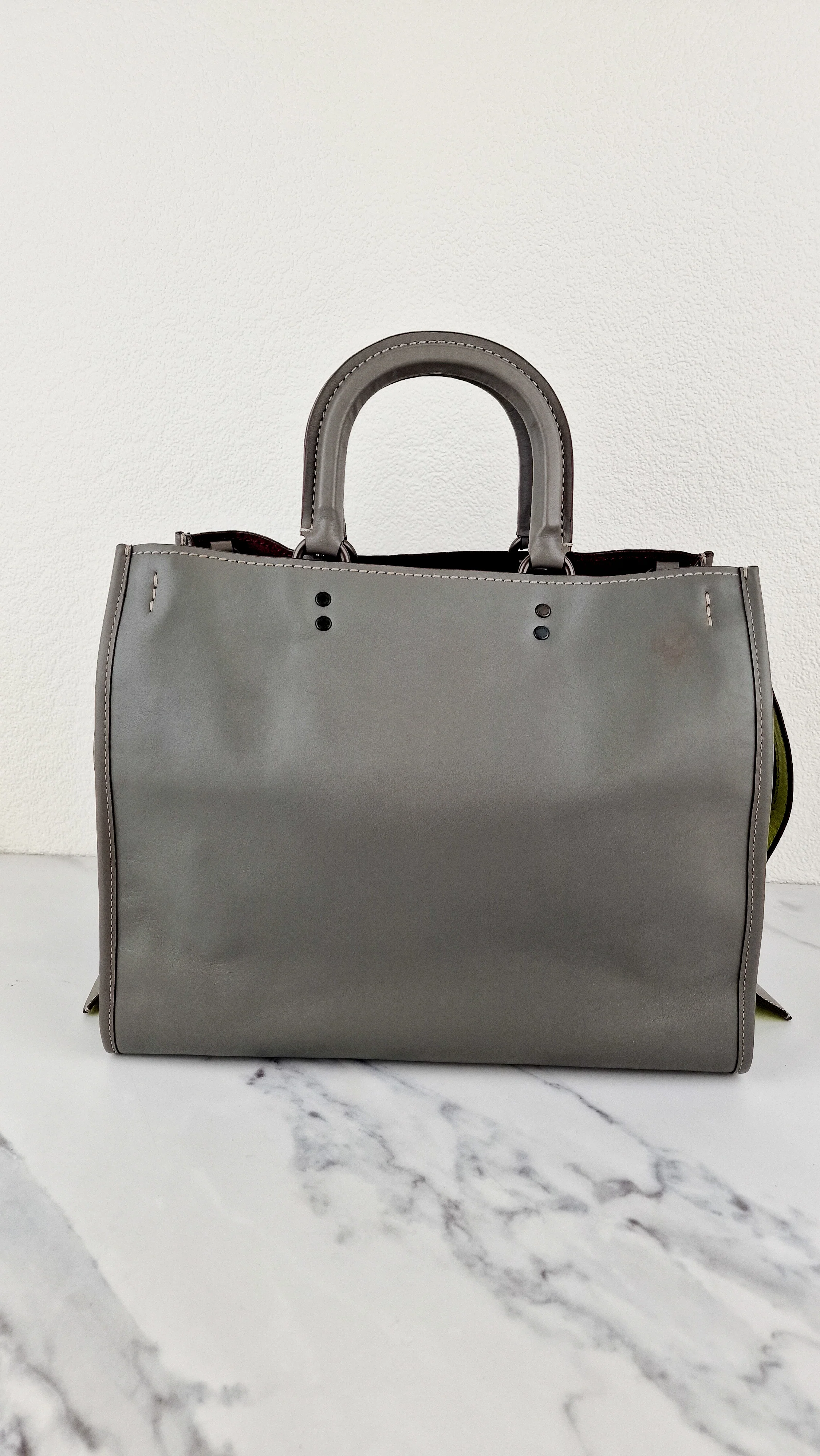 Coach Rogue 36 in Grey Glovetanned Leather with Car Embellishment - Shoulder Bag Handbag - Coach 58150 - Image 7