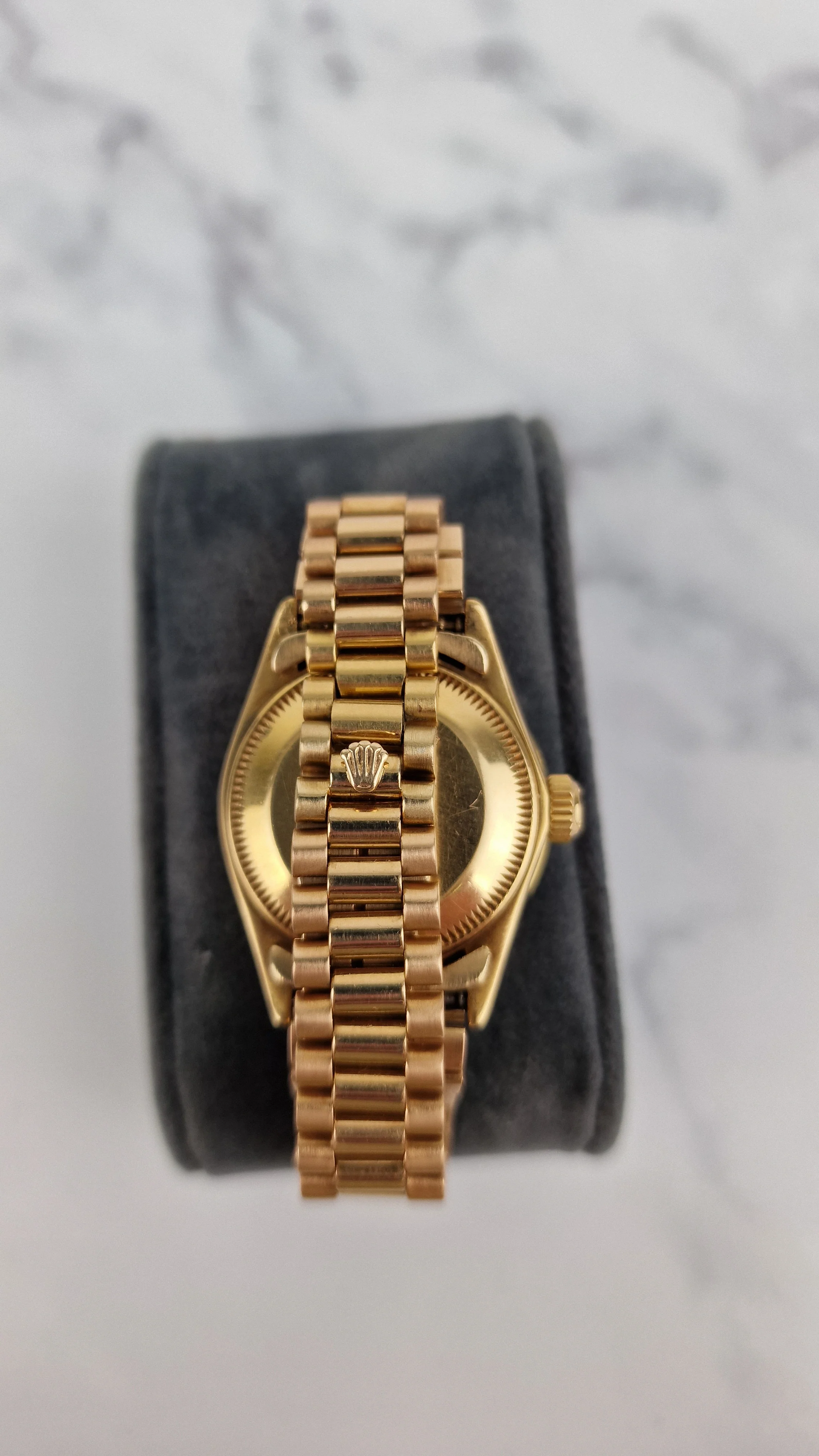 Rolex 18k Yellow Gold 26mm Lady President Datejust Diamond Bezel Tahitian MOP Diamond Dial Automatic Movement Mother of Pearl Watch - Rolex 6917 - Image 10