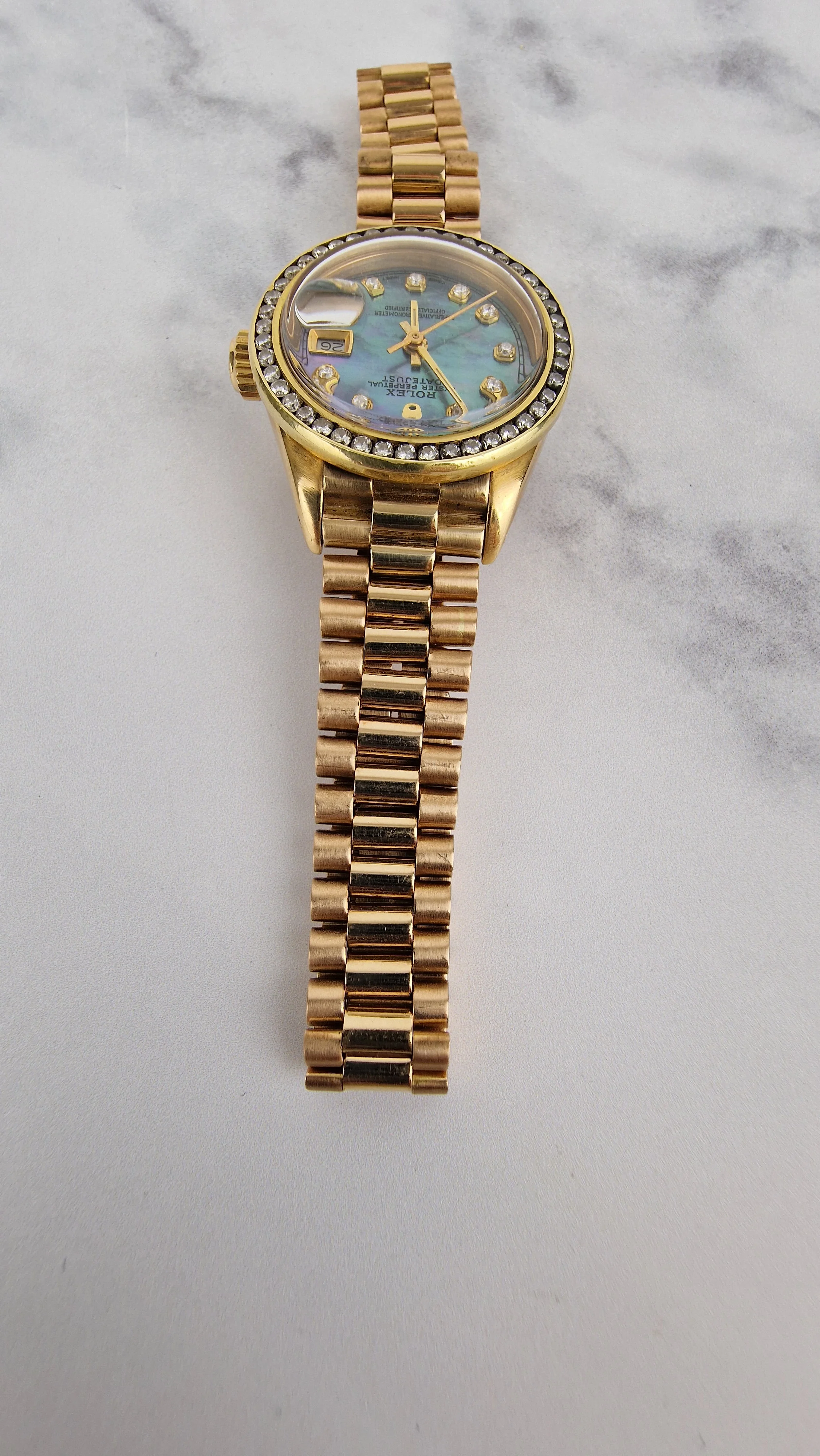 Rolex 18k Yellow Gold 26mm Lady President Datejust Diamond Bezel Tahitian MOP Diamond Dial Automatic Movement Mother of Pearl Watch - Rolex 6917 - Image 15