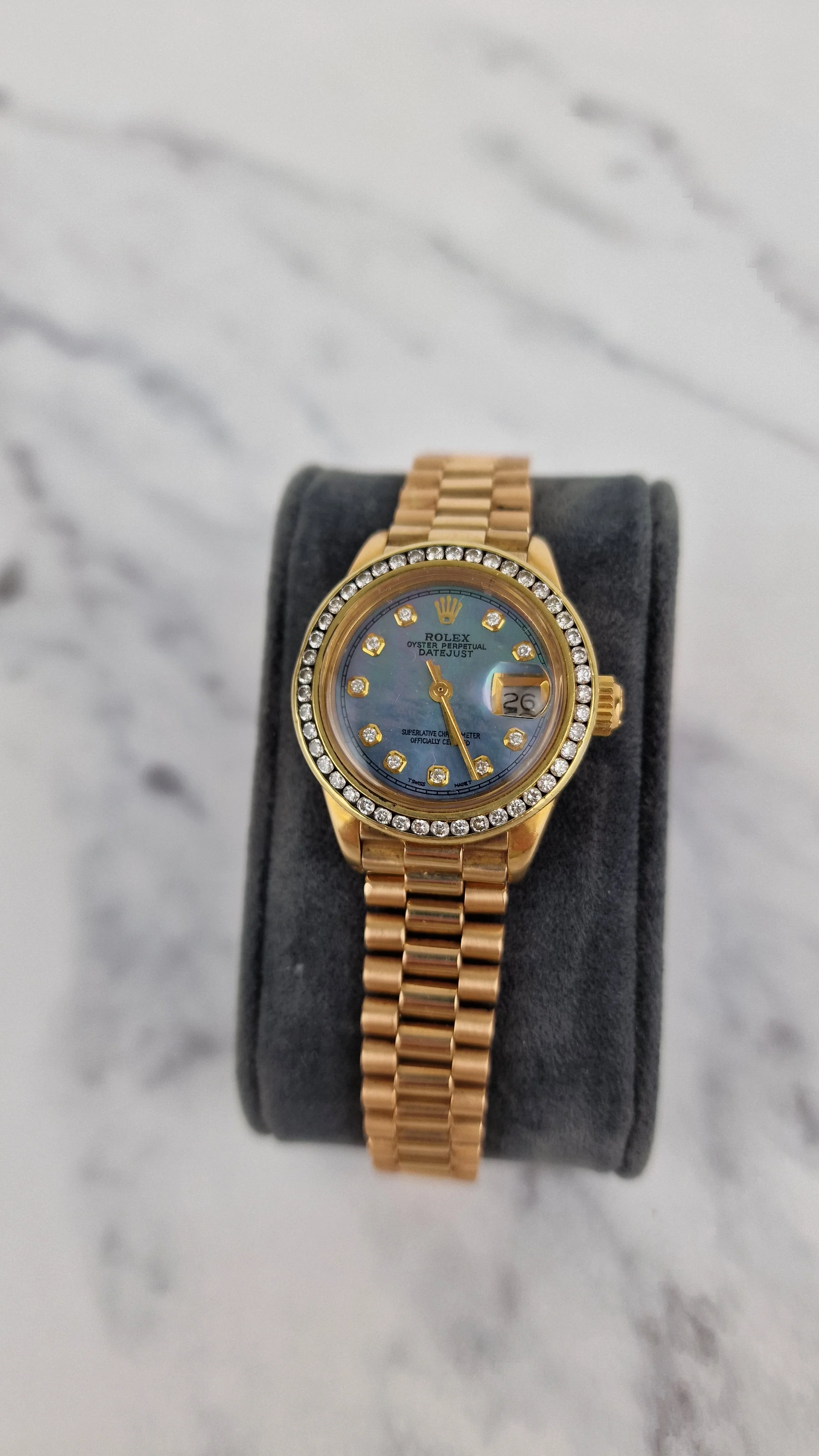 Rolex 18k Yellow Gold 26mm Lady President Datejust Diamond Bezel Tahitian MOP Diamond Dial Automatic Movement Mother of Pearl Watch - Rolex 6917 - Image 3