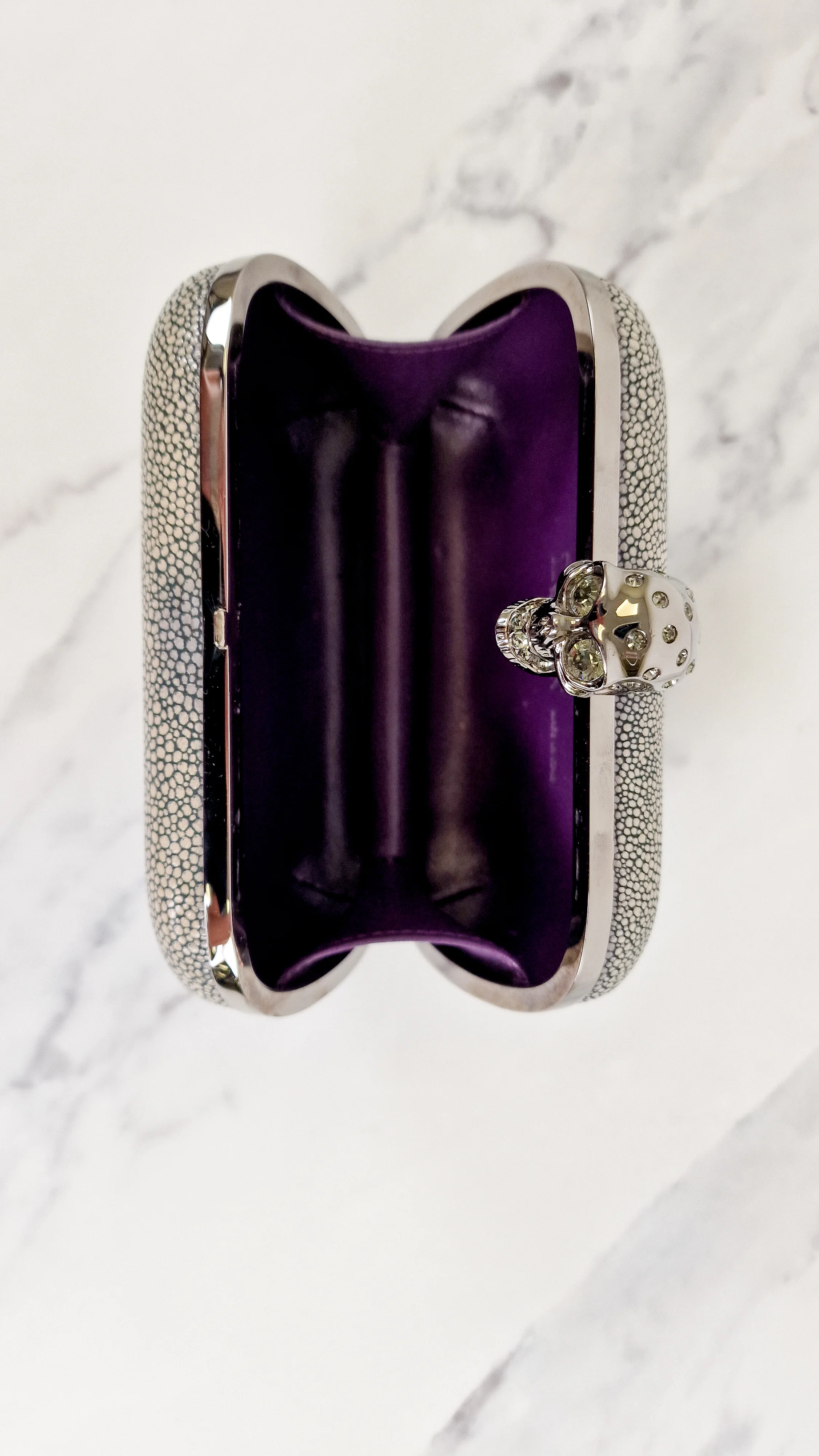 Alexander McQueen Stingray Leather Skull Box Clutch with Crystals and Purple Nappa Leather Lining - 236715 000926 - Image 9