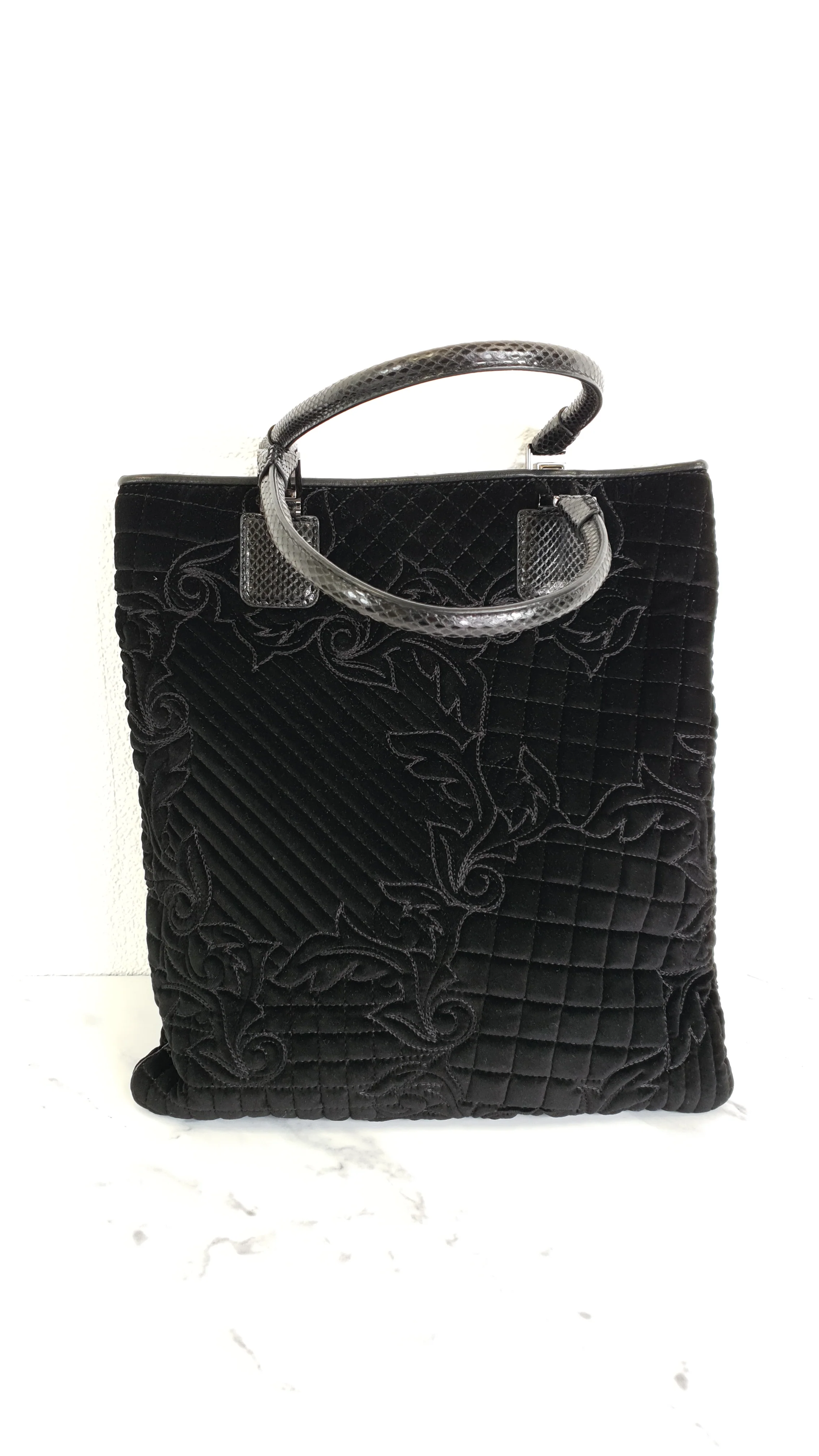 Versace Vanitas Baroque Quilted Velvet Tote With Snakeskin Handles - Black Handbag Shoulder Bag Work Bag with Medusa Charm - Image 5