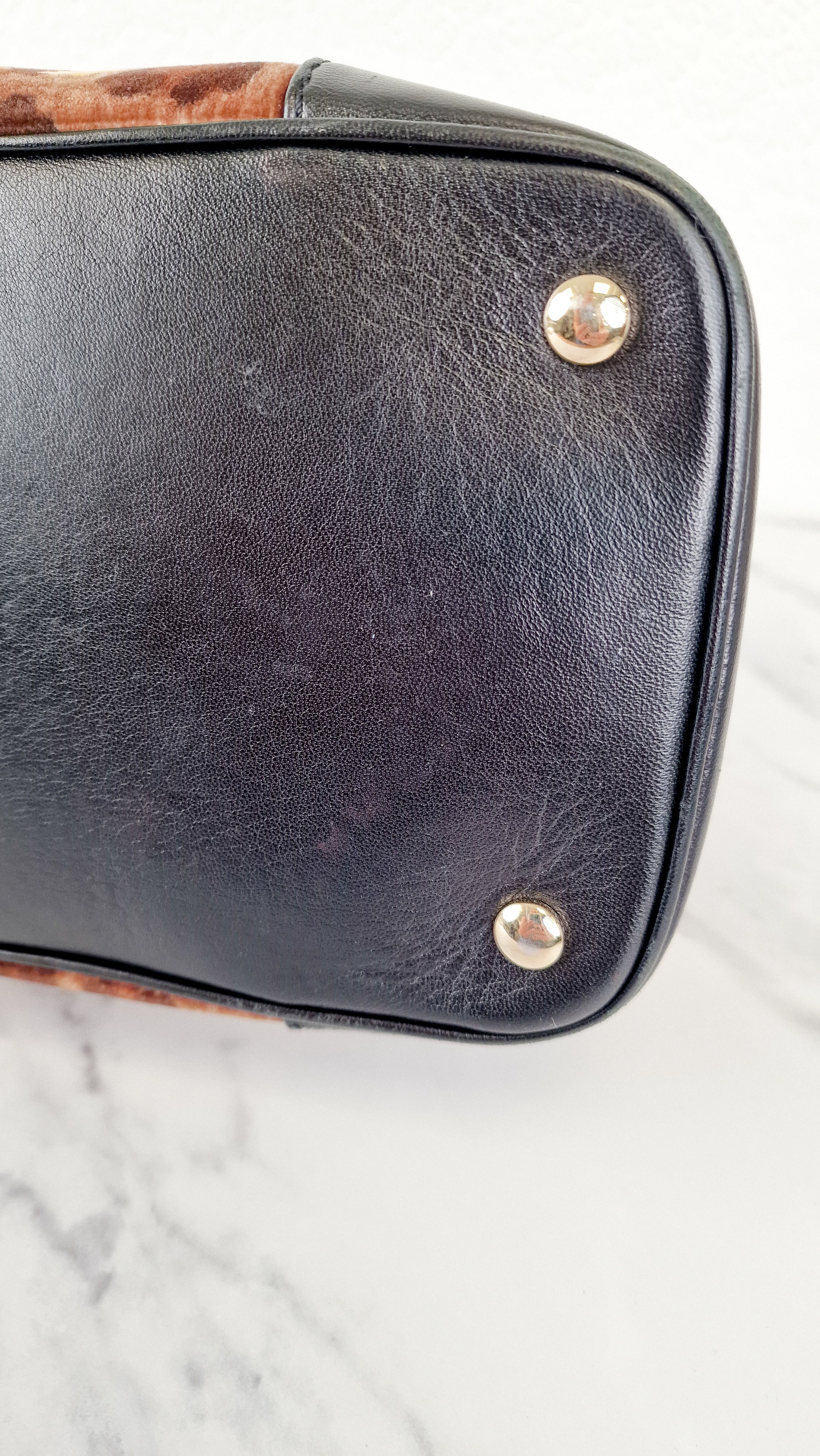 RARE Versace Vanitas Athena Bag with Leopard Baroque Velour Velvet Crown Print - Handbag with Black Smooth Leather and Medusa Tassel charm in Gold - Image 14